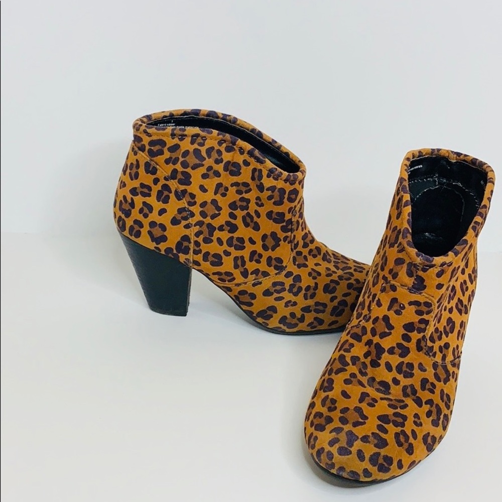 Express | Animal Print Ankle Booties | Small Black Heel Shoes | Size 7 Fall Wear